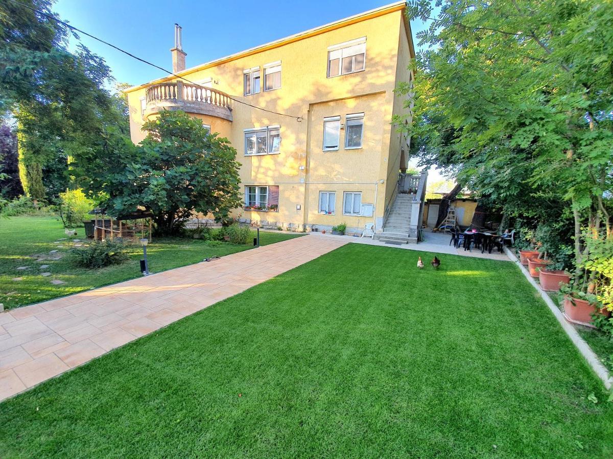 Blue Bird Citadel Apartment Budapeste Exterior foto