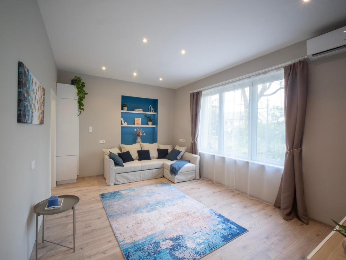 Blue Bird Citadel Apartment Budapeste Exterior foto